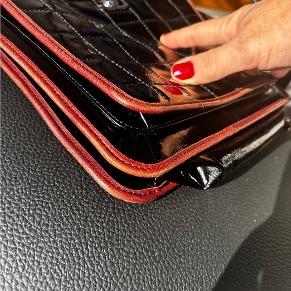 Pristine Chanel Black Quilted Patent Leather Chocolate Crossbody Shoulder Bag - Picture 12 of 16